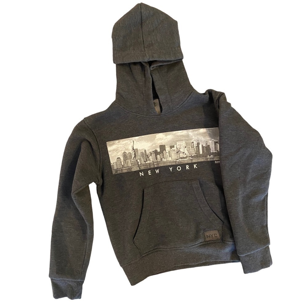 Hoodie sweatshirt with New York City Skyline and Pocket